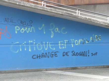 toulouse political slogans 2